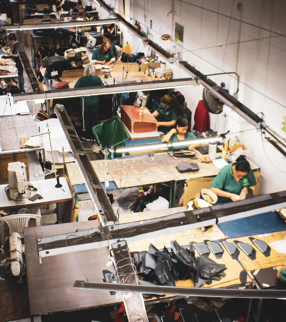 Balsa contact background